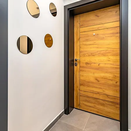 Happy People 1-bd - White By Flat Mаnager شقة *