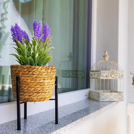 Happy People 1-bd - White By Flat Mаnager Apartment