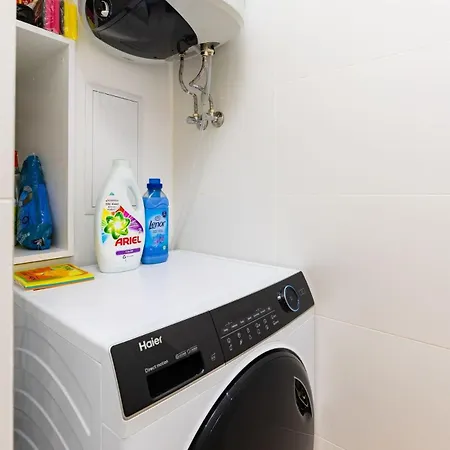 Happy People 1-bd - White By Flat Mаnager Apartment