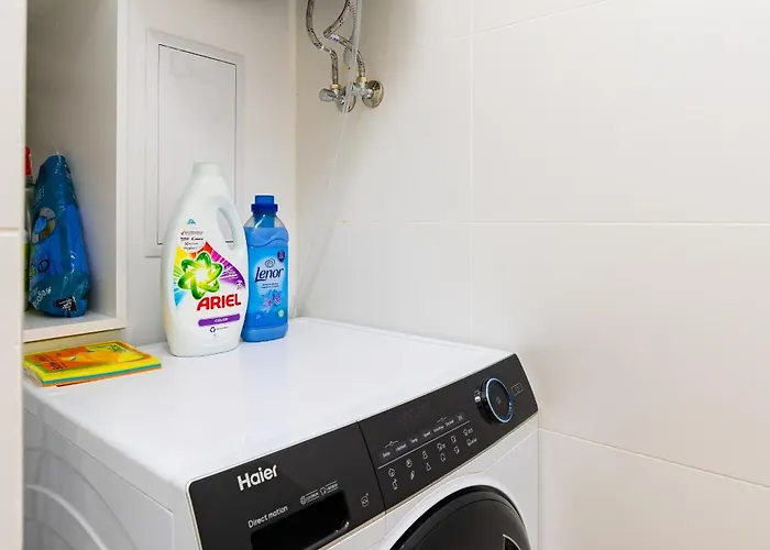 Happy People 1-bd - White By Flat Mаnager *