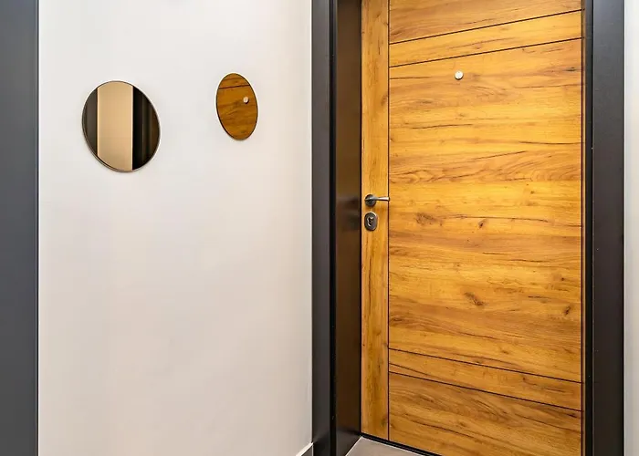 Happy People 1-bd - White By Flat Mаnager Apartman *